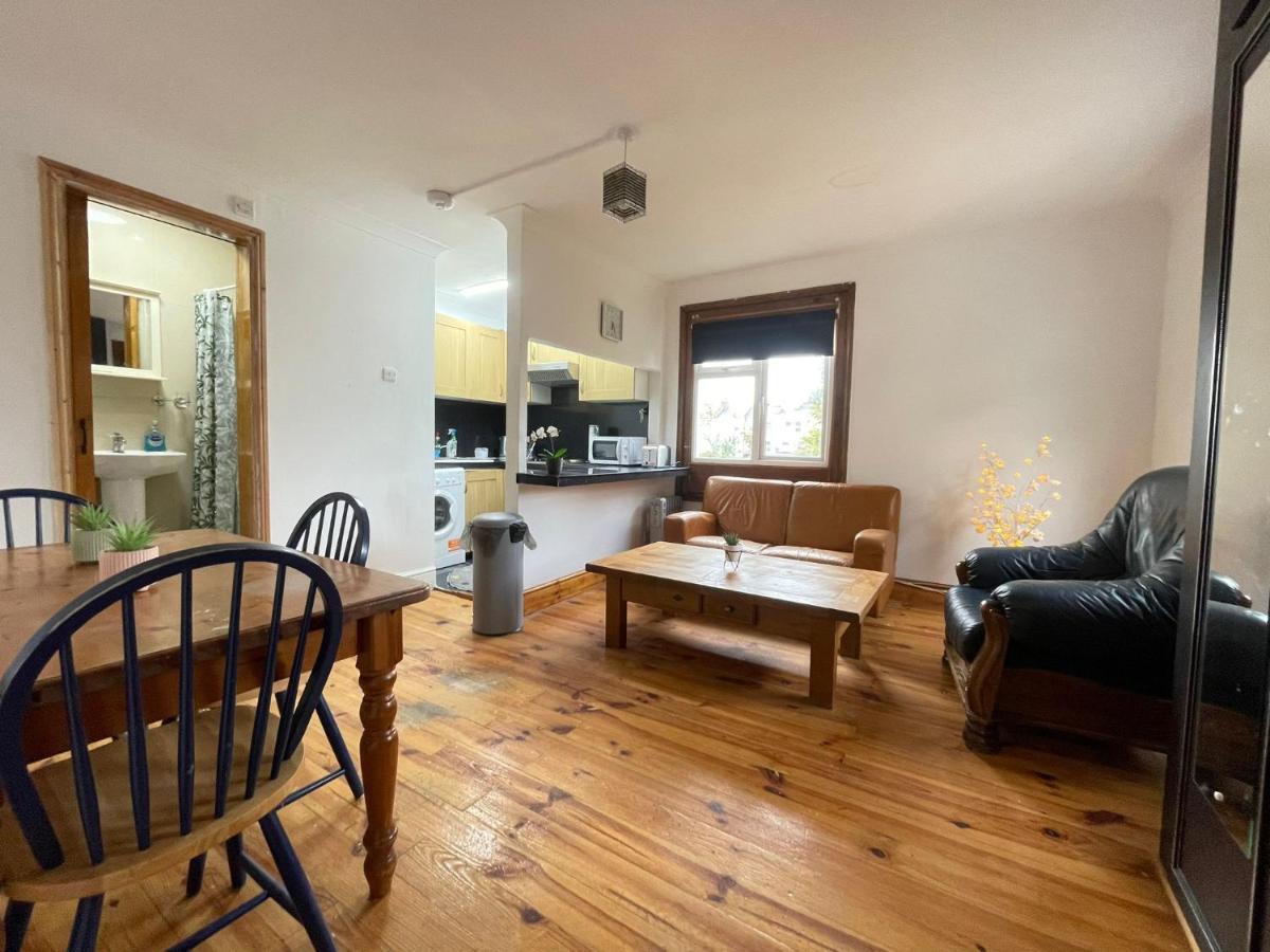 Private Double Room In Stratford London Exterior photo